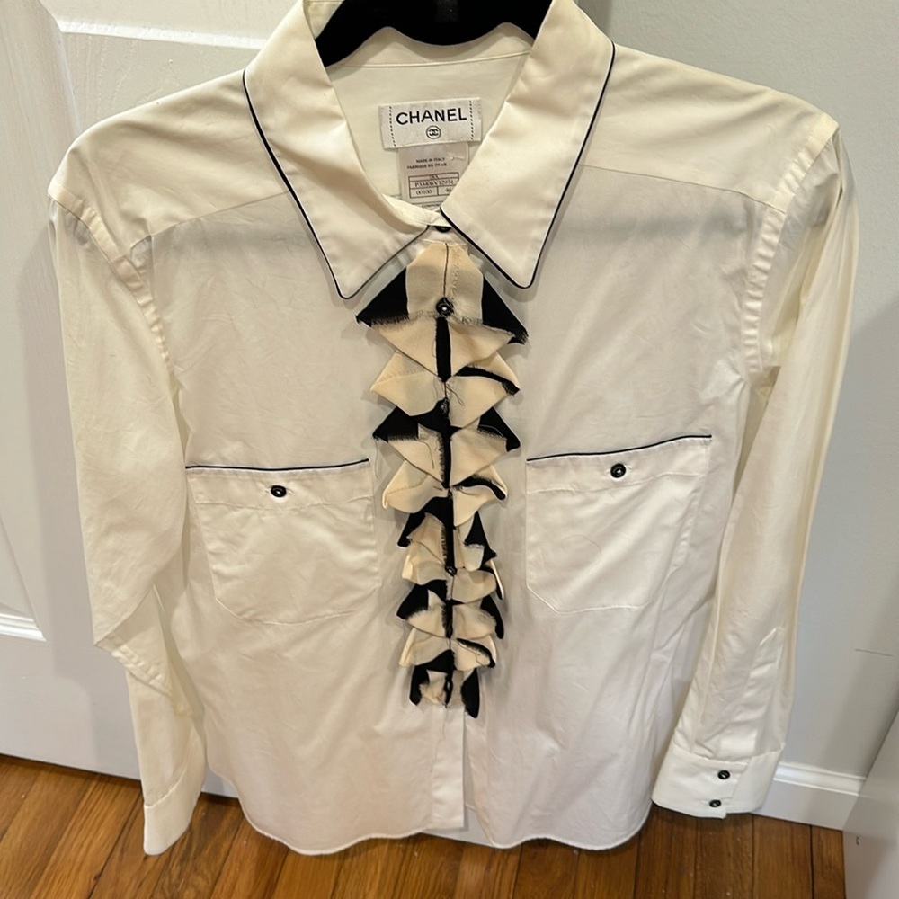 Chanel Top